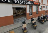 Lo buscan para imputarle cargos por empujar a un hombre dentro de panadería del Centrosur de Caldas