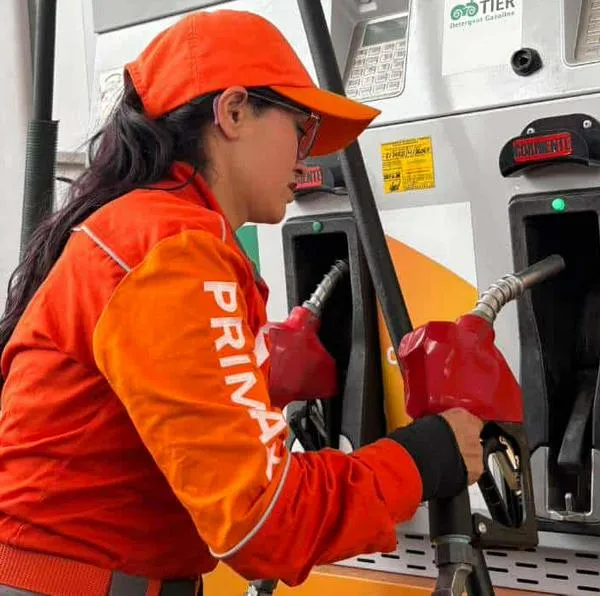Precio de la gasolina en Bogotá, Medellín y más ciudades con baja de $ 500