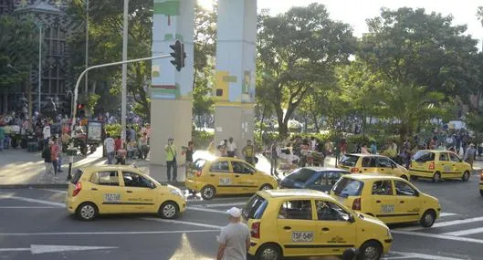 Tarifas de taxi suben en Medellín 2026: cuánto vale el viaje al aeropuerto