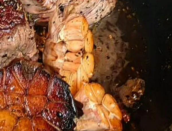 Receta para preparar Medallones de lomo con mantequilla y ajo