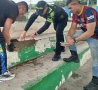 Este colegio de Manizales cada vez lo embellecen más, entre todos le cambian la cara