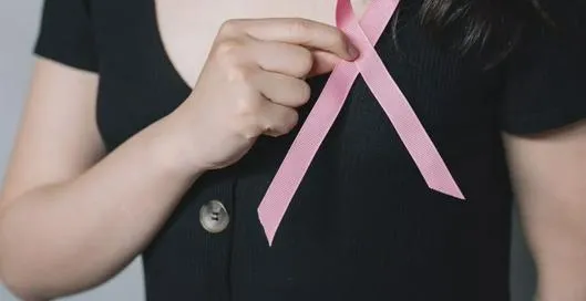 Adolescente de 17 años murió de cáncer tras dos años de síntomas atribuidos a “ansiedad”