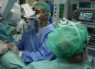 Realizan el primer trasplante de cara del mundo con una donante que recibió la eutanasia 