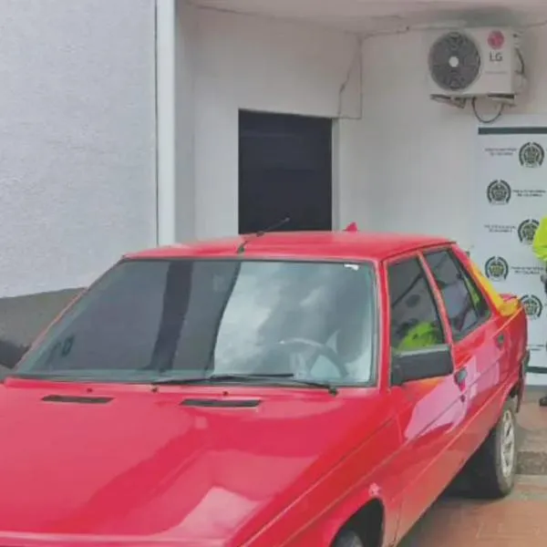 Cayó en La Tebaida hombre de 57 años con armamento oculto en su vehículo