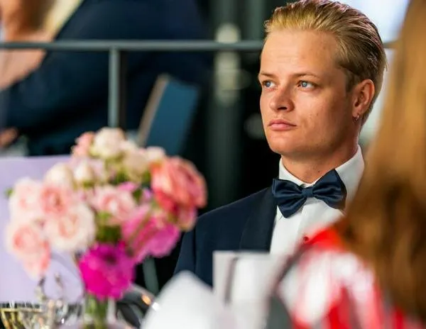 Noruega: princesa Mette-Marit, en el foco tras la detención de su hijo y filtraciones del caso Epstein