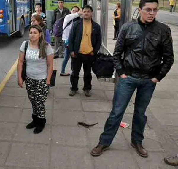 Congresista y concejal demandan al Distrito por alza del pasaje del SITP