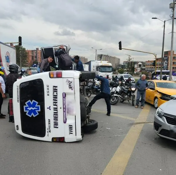 Segundo accidente de ambulancia en Bogotá hoy 3 de febrero: fotos y qué pasó