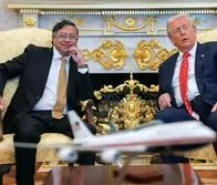 Trump le regaló un libro a Petro en su reunión: el presidente preguntó qué dice