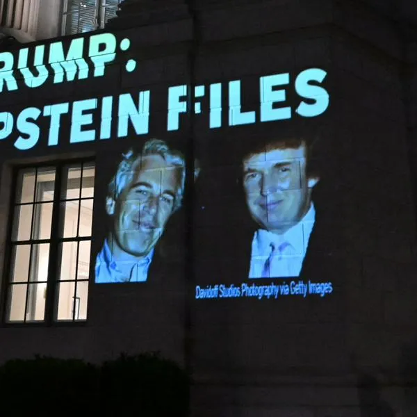 Donald Trump dice que ya es hora de pasar página sobre caso de Jeffrey Epstein