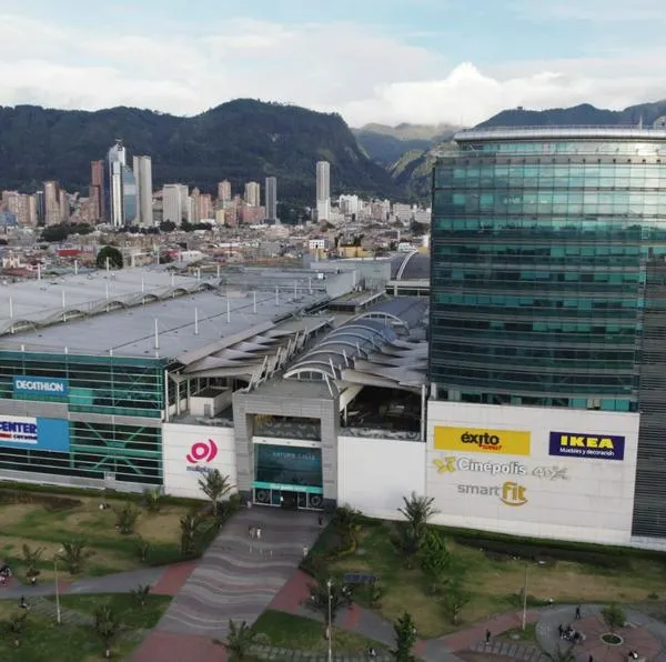 Mallplaza hace anuncio para el Día sin Carro en Bogotá: a muchos los sacará del desvare por despinchada. 