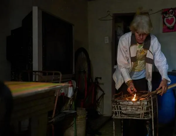 Cuba a oscuras: apagones, escasez y la rutina de resistir