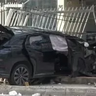 Se le iría hondo a joven de 20 años que causó accidente en Bogotá; enfrentaría varios cargos por pasarse un semáforo rojo. 