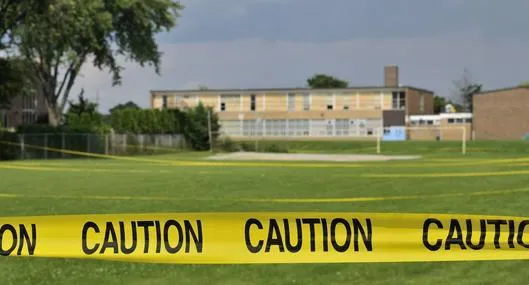 Riña afuera de colegio de La Candelaria (Bogotá) dejó a un menor fallecido