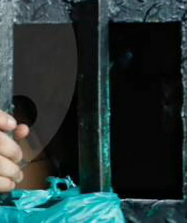 El drama de una familia que denuncia torturas y estafa tras la detención de su hijo en Venezuela