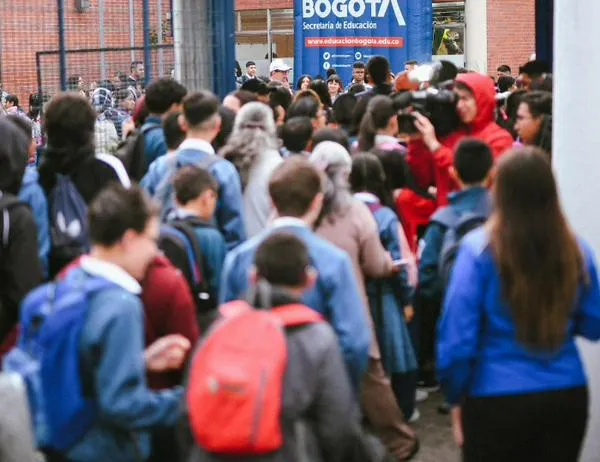 Conoce las acciones adelantadas en los colegios públicos para mantener limpia a Bogotá 