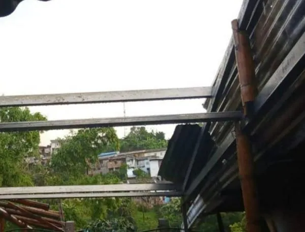 Fuertes lluvias causan destechamientos y emergencias en municipio de Caldas