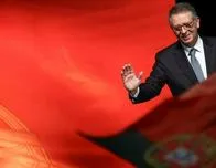 El moderado Antonio Seguro arrasa frente a la extrema derecha y es electo presidente de Portugal