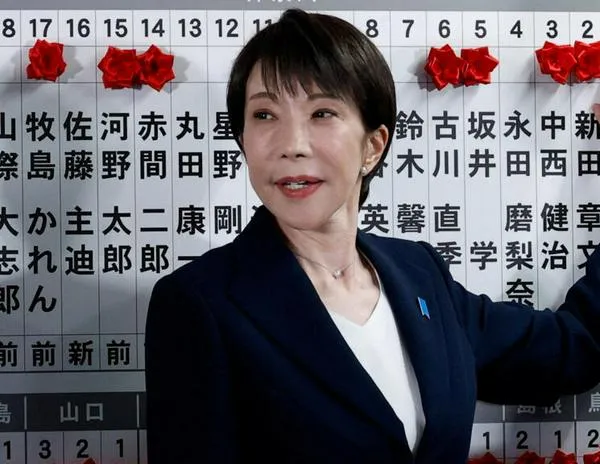 Japón: Victoria arrolladora de la primera ministra de Japón, Sanae Takaichi