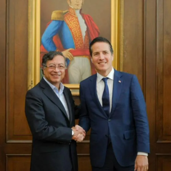 "Bajo matrícula condicional": Bernie Moreno revela detalles inéditos de reunión de Petro con Trump en Estados Unidos. 