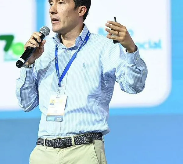 “La inflación de enero es elevada y se intensificará con el aumento del salario mínimo”: exdirector de Fedesarrollo