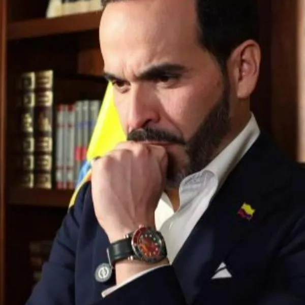 Reloj de 20 millones de pesos que está vendiendo Abelardo de la Espriella