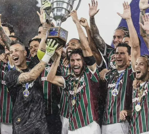 Jugador colombiano es noticia en Brasil; lo llamó millonario club y cambiaría de camiseta