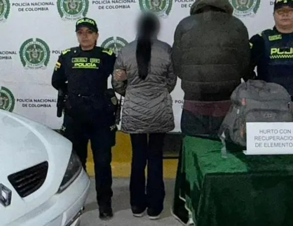 Dos hombres señalados de hurto mediante 'rompevidrios' terminaron detenidos en Santa Fe, centro de Bogotá 