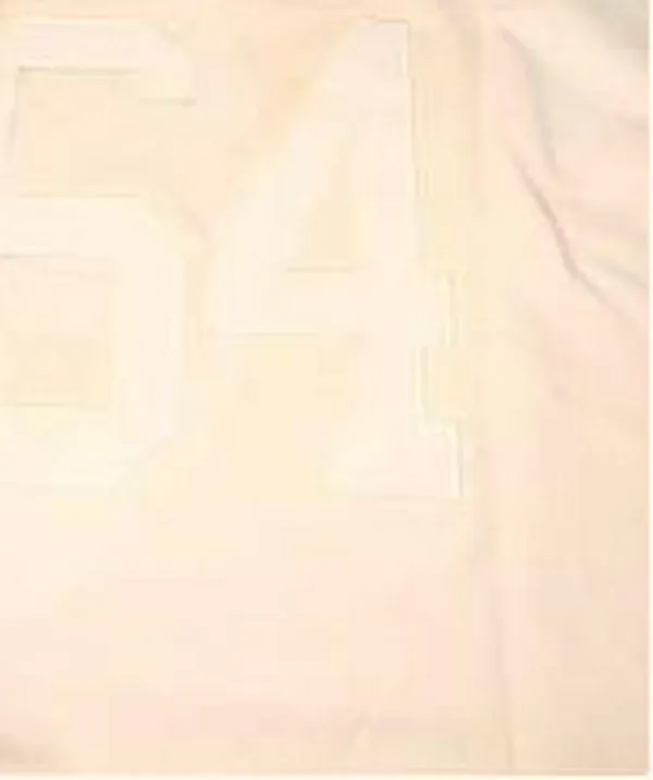 Bad Bunny regaló 999 camisetas en Puerto Rico, como las que usó en el Super Bowl, ¿estarán a la venta?