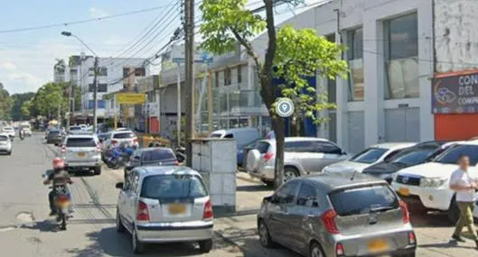 Balacera cerca de famoso centro comercial: sicarios en moto asesinaron a un hombre y hubo dos personas capturadas. 