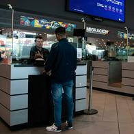 Vuelos en Colombia pueden tener retrasos por plan tortuga de los trabajadores de Migración y advierten por situación en aeropuertos.