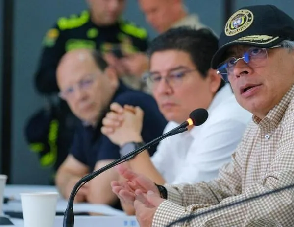 "Escapando de que me maten": Petro denuncia plan de atentado cuando viajaba en helicóptero