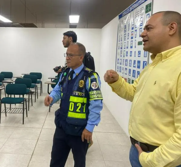 Nueva sede de tránsito en ciudad del Eje Cafetero comienza operaciones con alta demanda de usuarios