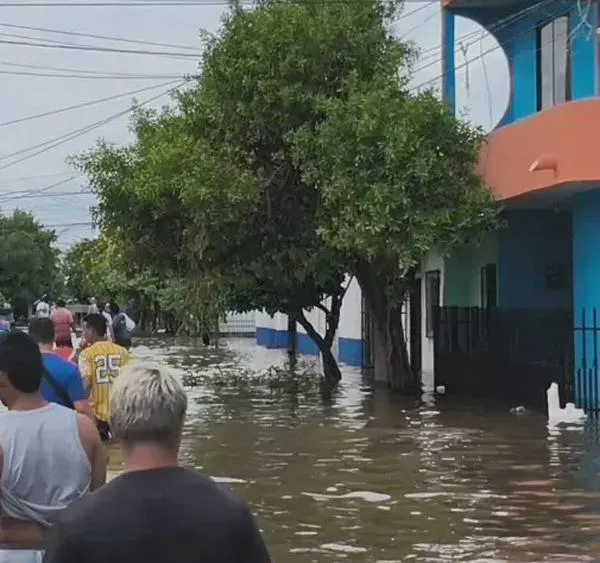 ”Entras a tu casa y ves como tu sueño se arruinó”: los tristes relatos de los damnificados por las inundaciones en Córdoba