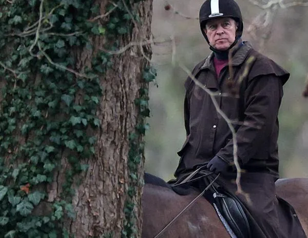 Se cierra el cerco en torno al expríncipe Andrew: la Policía acelera pesquisa sobre su nexo con Epstein