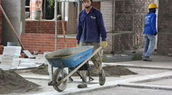 Más de 40 instituciones educativas serán intervenidas en Cali con recursos de empréstito