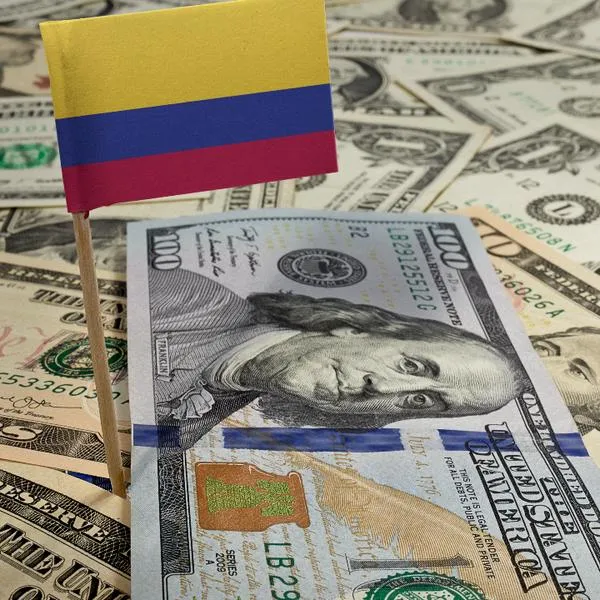 ¿Qué hacer ante caída del dólar en Colombia? Recomendaciones para que no golpee