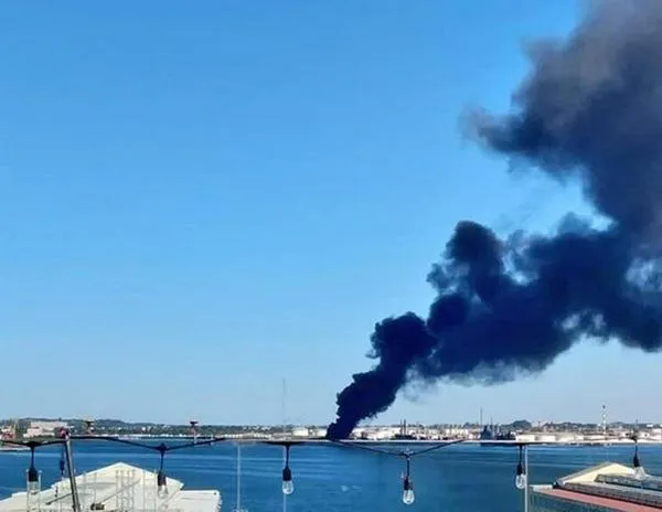 Se desata un gran incendio en una refinería de La Habana; se desconoce si hay víctimas