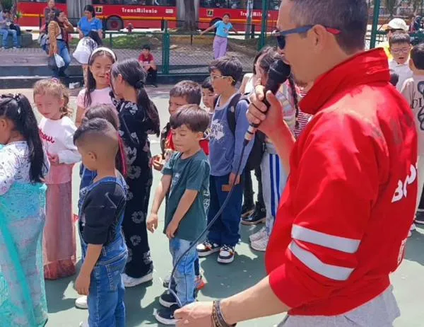 Antonio Nariño conmemora el Día Internacional de las Manos Rojas con jornada de prevención y protección a la infancia 