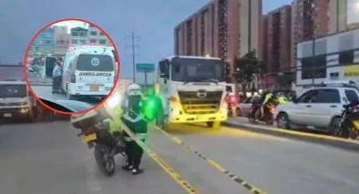 Accidente en calle 13 de Bogotá hoy dejó ciclista muerto entre dos camiones