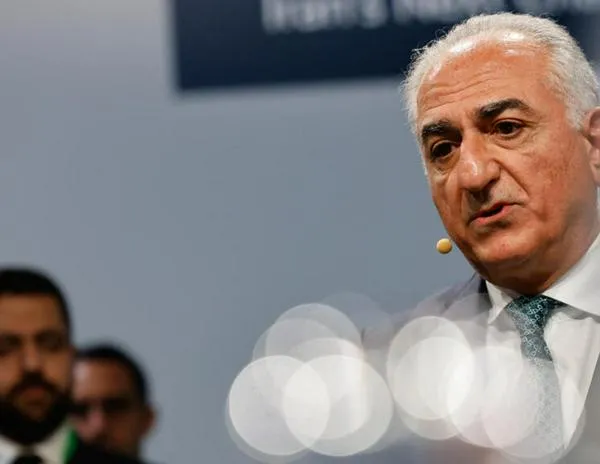 El hijo del último sah de Irán pide a Trump ayudar al pueblo iraní