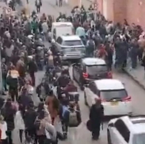 Bloqueos y supuesto secuestro de funcionarios en Bogotá por la Minga