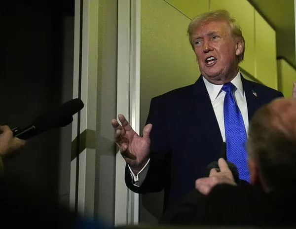 Trump dice que Cuba es una "nación fallida" pero descarta derrocar al Gobierno