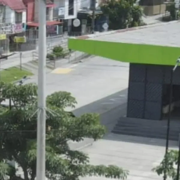 Autoridades suspenden operación comercial en local del paradero Los Naranjos