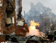 Ataques rusos provocan apagones en Ucrania, mientras drones fuerzan restricciones aéreas en Moscú