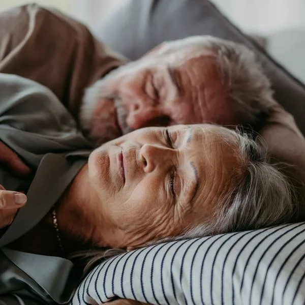 ¿Cuántas horas debe dormir una persona de 50 años? Evite prontas enfermedades