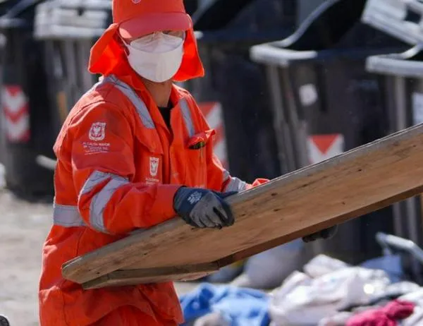 Así se vivió el 'EcoFest' en el parque Las Luces de Kennedy con puntos para llevar escombros, tejas, colchones y otros 
