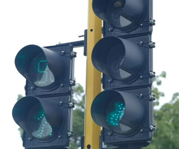 Vandalismo a semáforos deja millonarias pérdidas en Cali: ¿Qué se sabe?