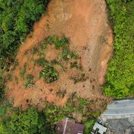 Cierre de vía Medellín-Bogotá por deslizamiento de tierra