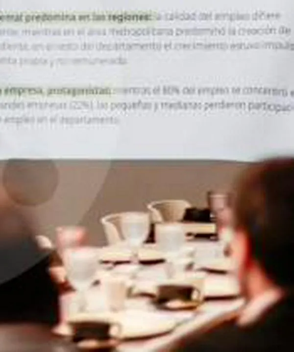 Antioquia superó el promedio nacional en empleo en 2025, pero enfrenta brechas regionales y de calidad laboral