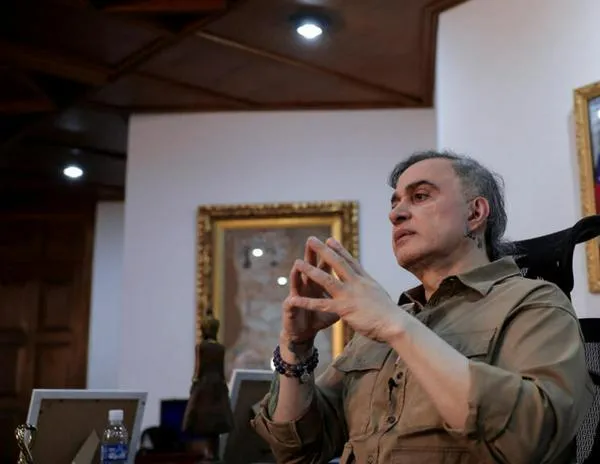 Tarek Saab renuncia a la Fiscalía General de Venezuela y vuelve a la Defensoría; Larry Devoe es el nuevo fiscal